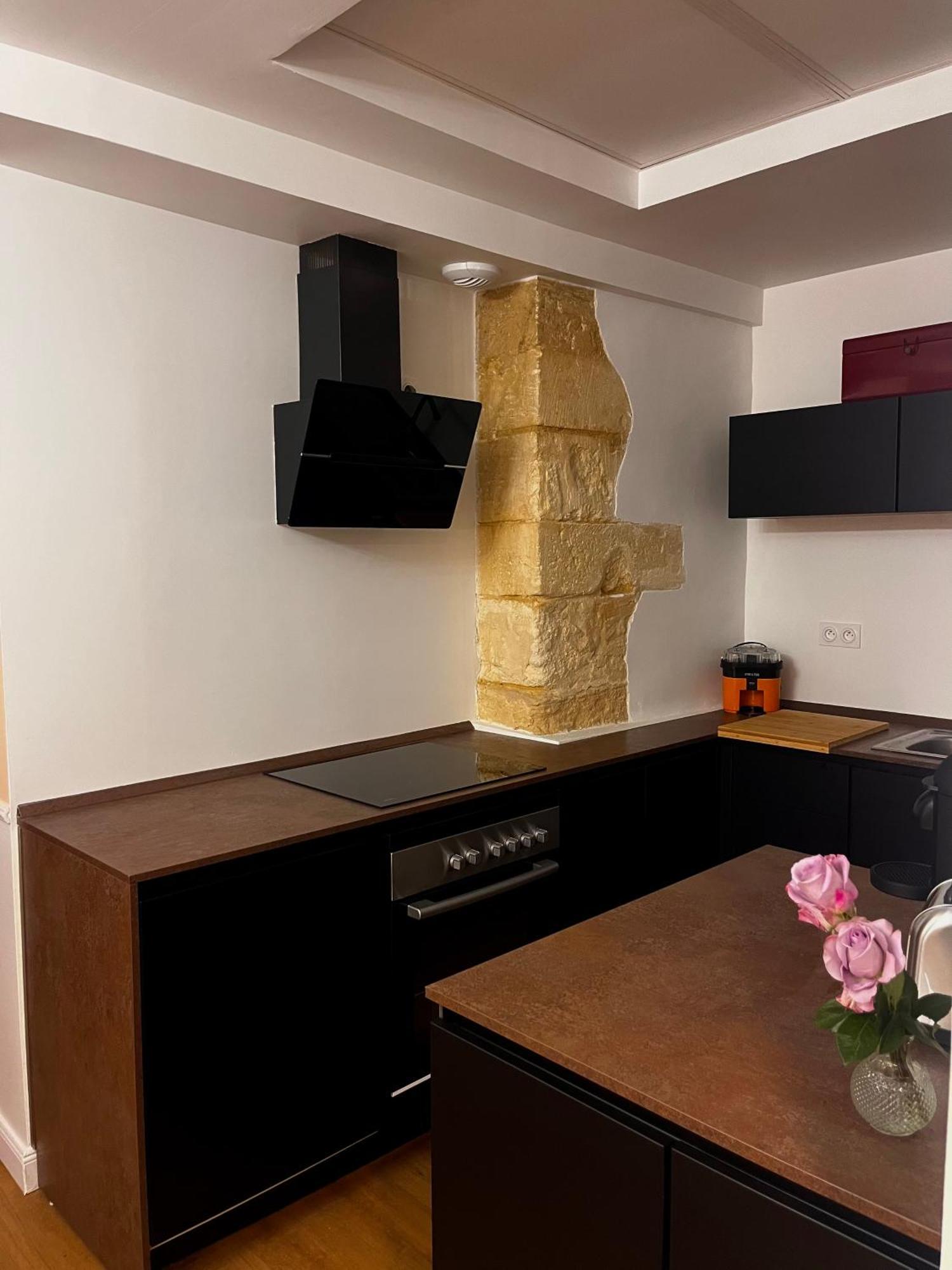 Le Jardin Secret - Balneo & Spa มงต์เปอลิเยร์ ภายนอก รูปภาพ