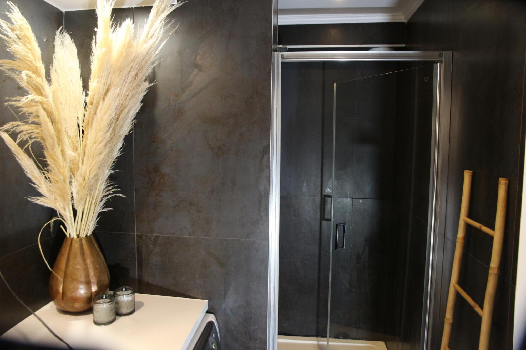 Le Jardin Secret - Balneo & Spa มงต์เปอลิเยร์ ภายนอก รูปภาพ